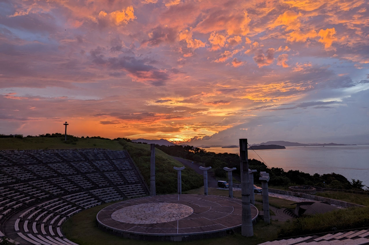 夕焼けのテアトロン